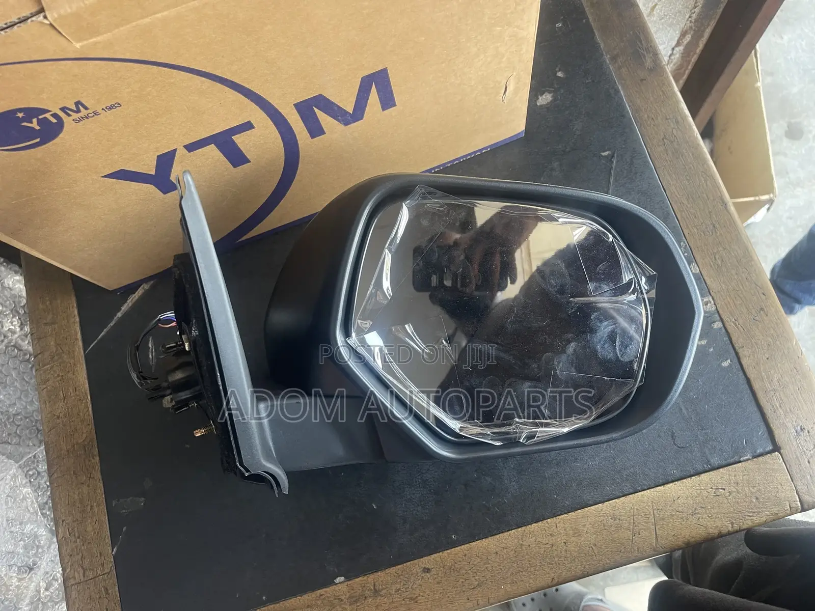 Mitsubishi Montero Pajero Driving Mirror 2019 2020 2021 2022