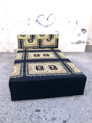 Double Bed Inbuilt