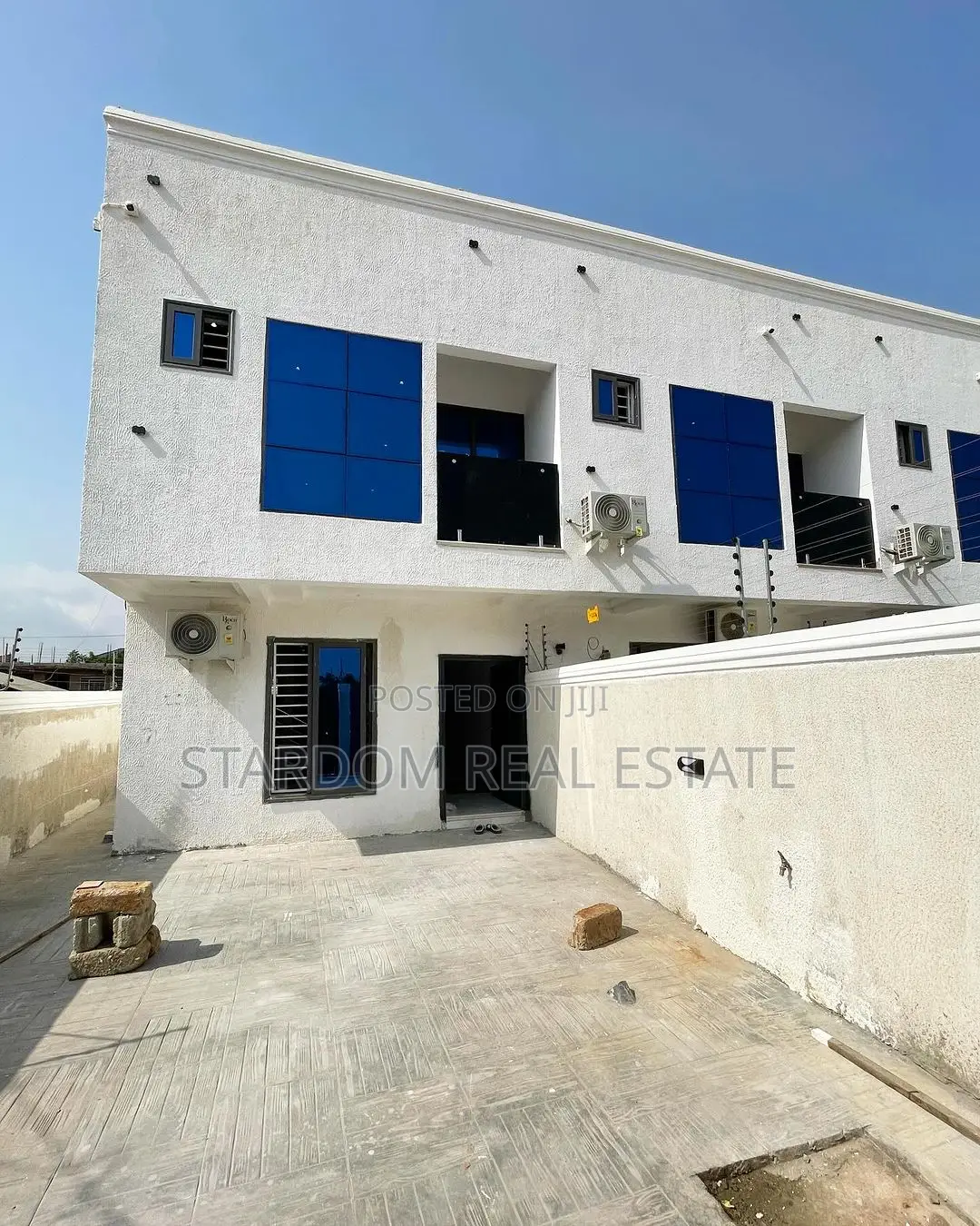 2bdrm Townhouse/Terrace in Lake Side Estate for sale