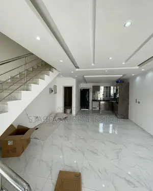 2bdrm Townhouse/Terrace in Lake Side Estate for sale
