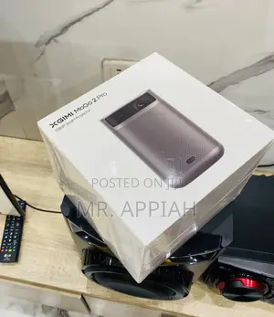 Sleek Design Mogo 2 ProPortable Android Tv Projector(1080P)