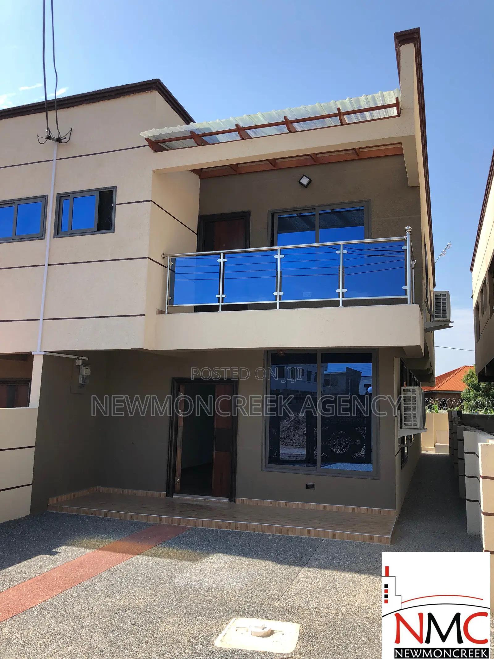 3bdrm Duplex in Oyarifa Road, Accra Metropolitan for sale