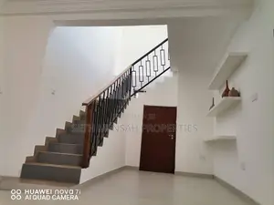 3bdrm House in Skm, Haatso for sale