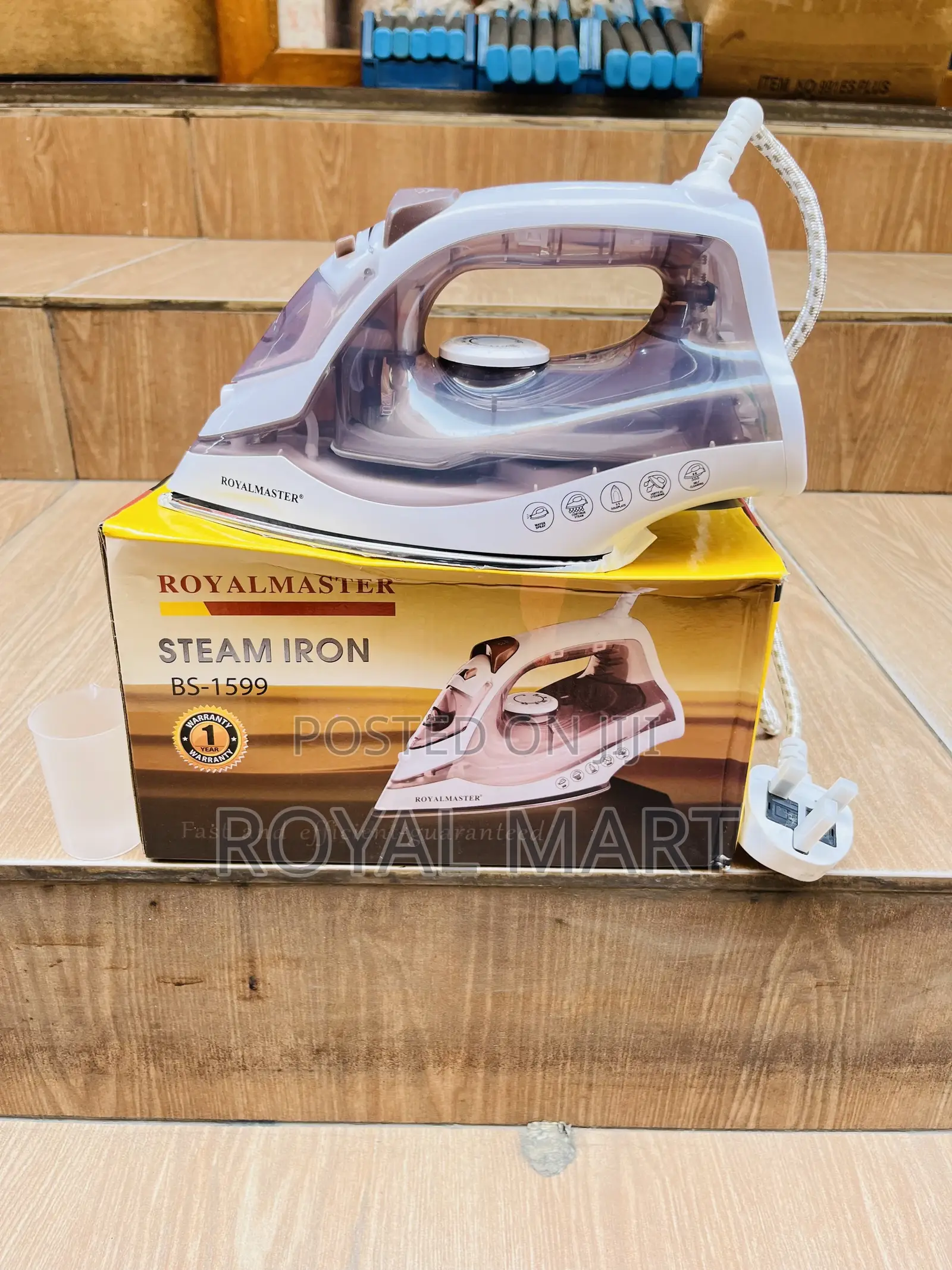 Royal Master Steam Iron