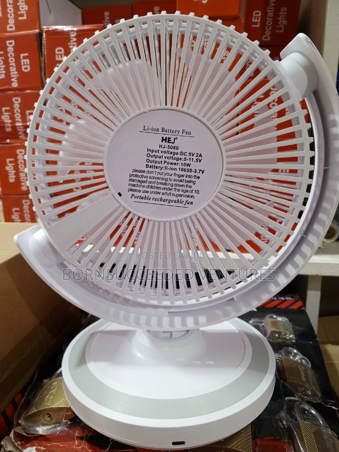 10" Rechargeable Rotating Fan