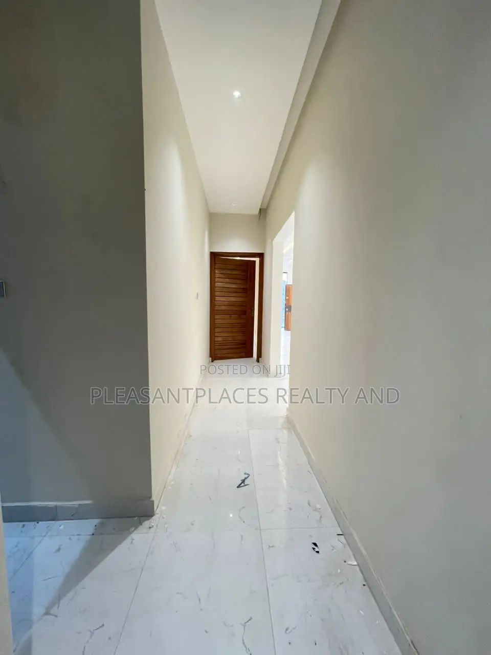 3bdrm House in Pleasantplaces, Accra Metropolitan for sale