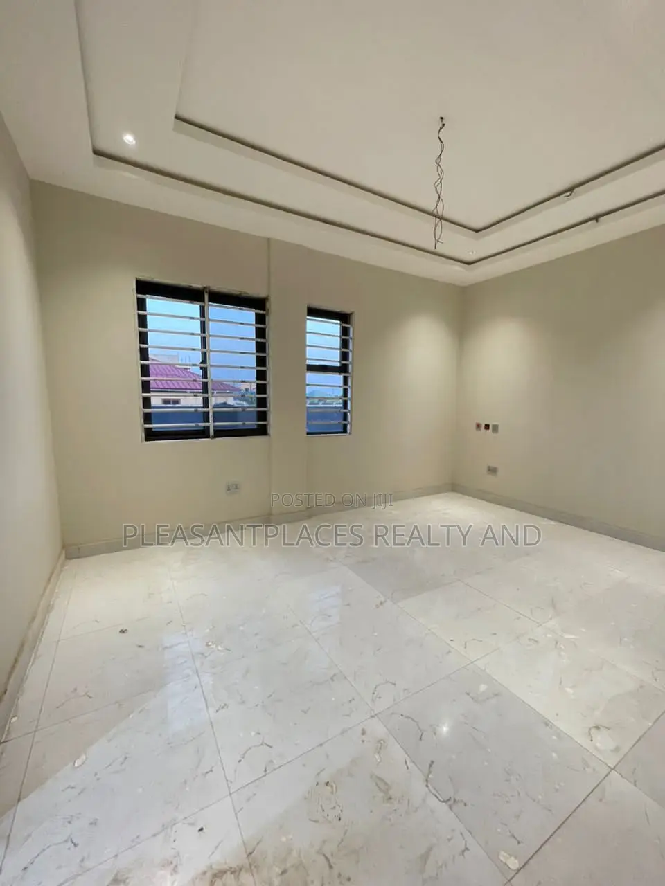 3bdrm House in Pleasantplaces, Accra Metropolitan for sale