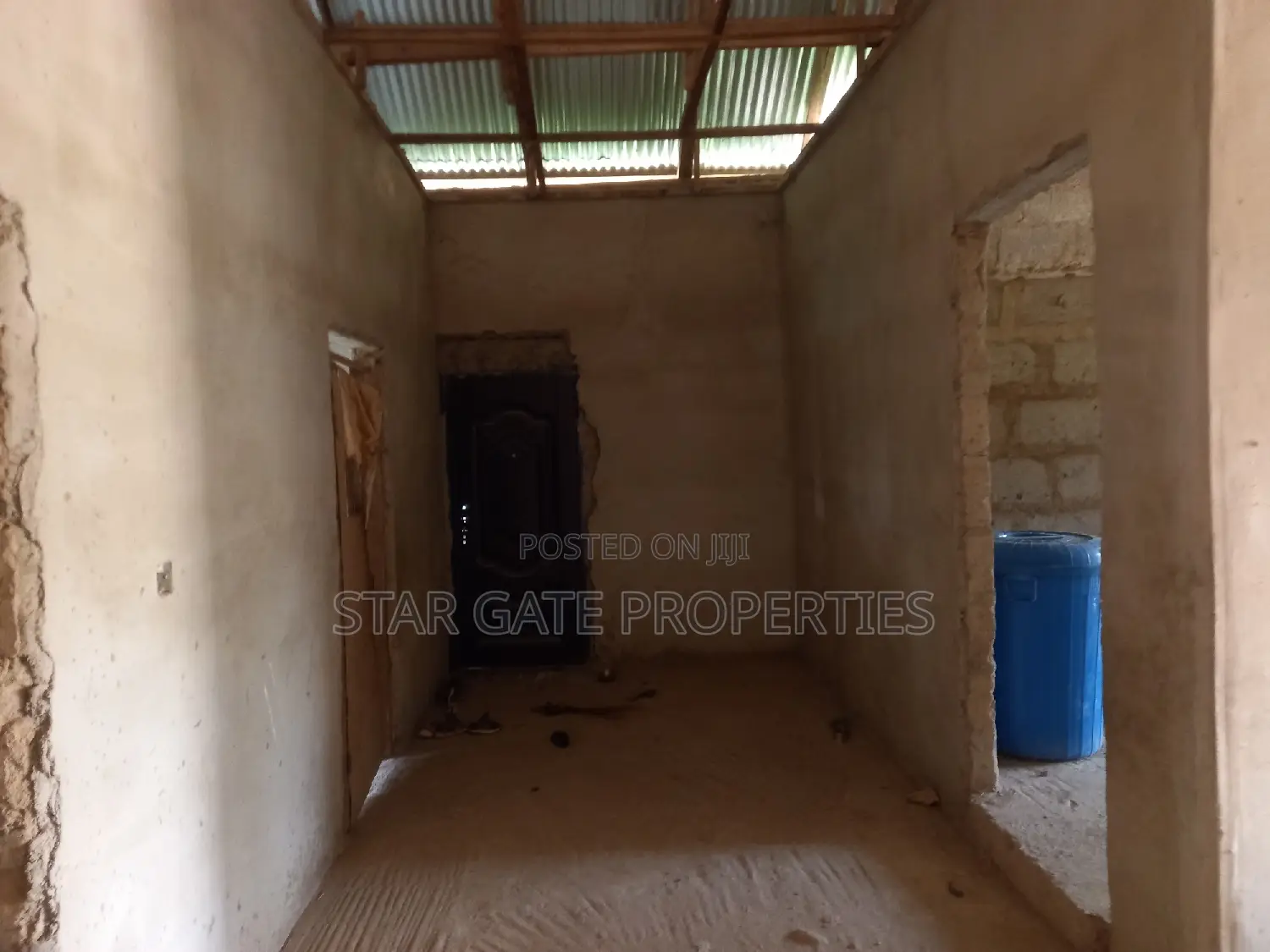 7bdrm House In Krobo, Near Kenyasi, Kwabre For Sale