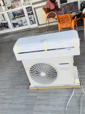 Classic Design Samsung 2.0hp Split Type Ac(White)R410.