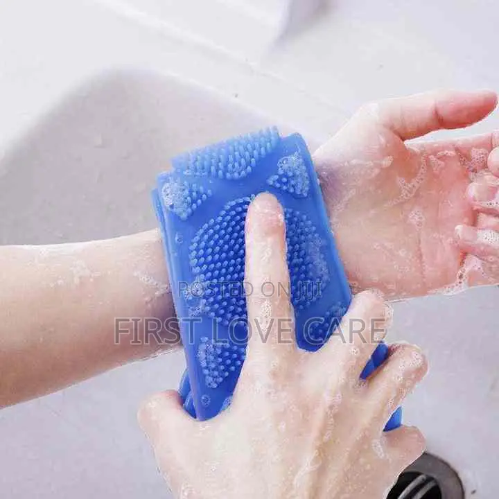 Silicon Back Scrub