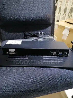 Mt-Viki LCD KVM Console 16 Port + 17 Inch Monitor