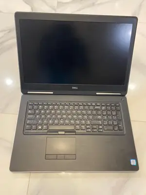 Laptop Dell Precision 17 7720 32GB Intel Xeon SSD 512GB
