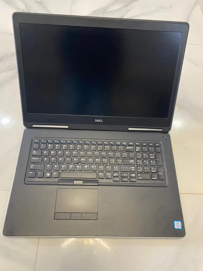 Laptop Dell Precision 17 7720 32GB Intel Xeon SSD 512GB