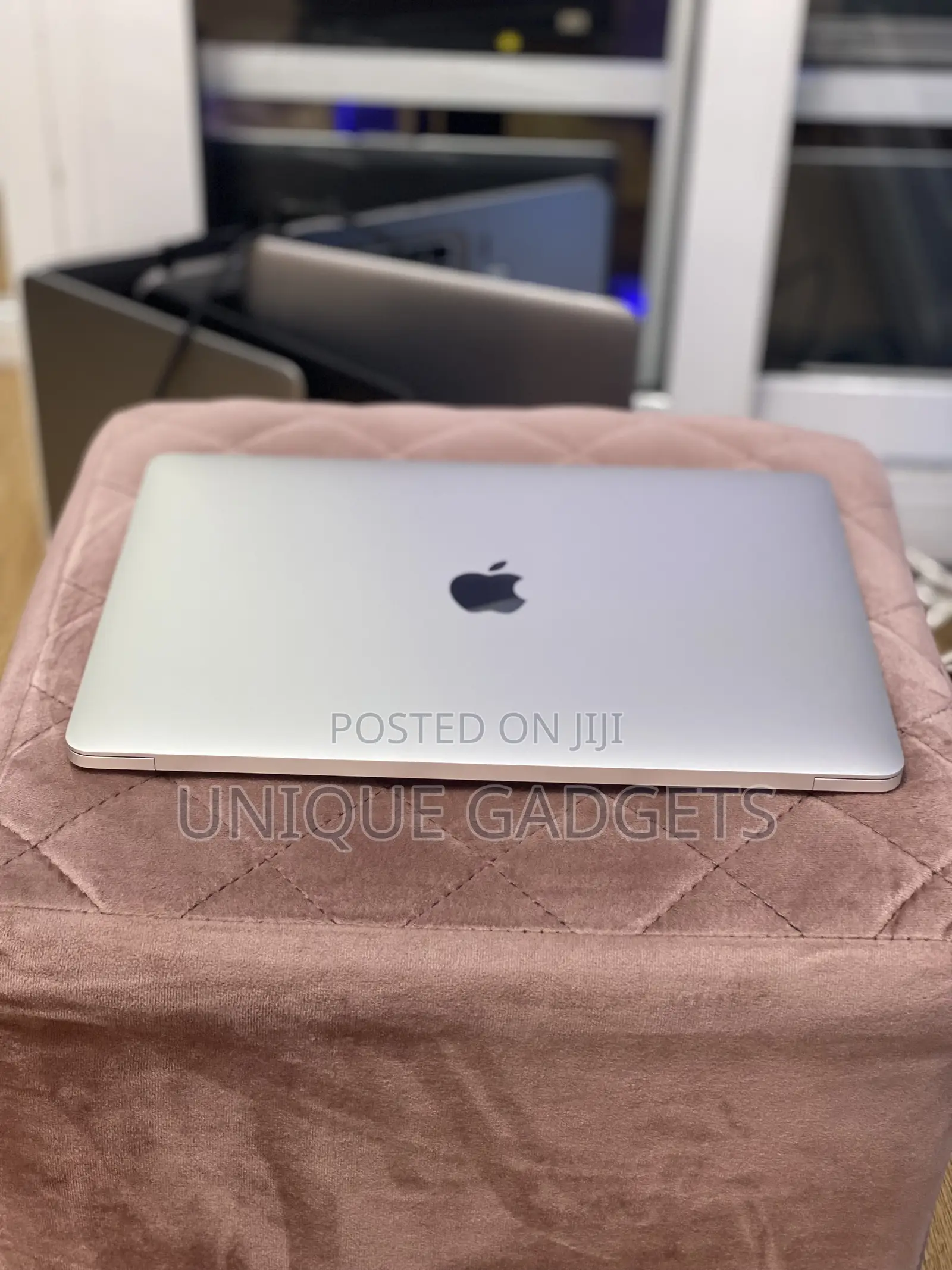 Laptop Apple MacBook Pro 8GB Apple M1 SSD 256GB