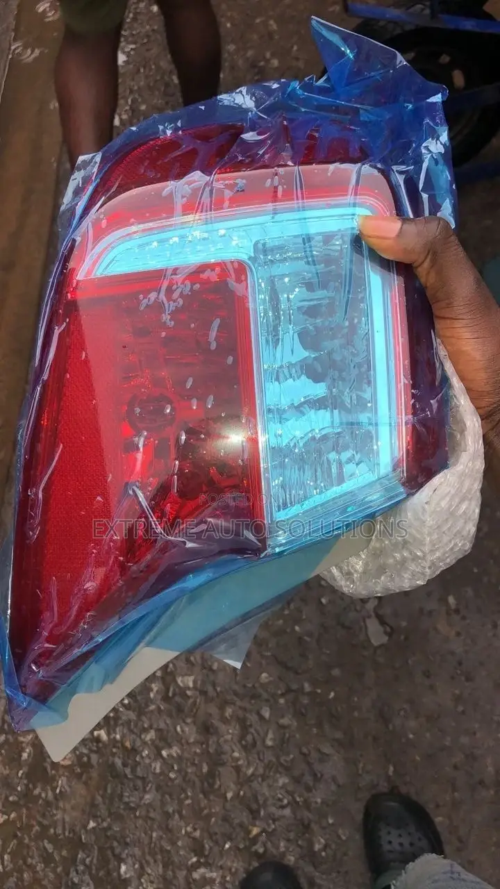 Toyota Camry 2013 Back Lights