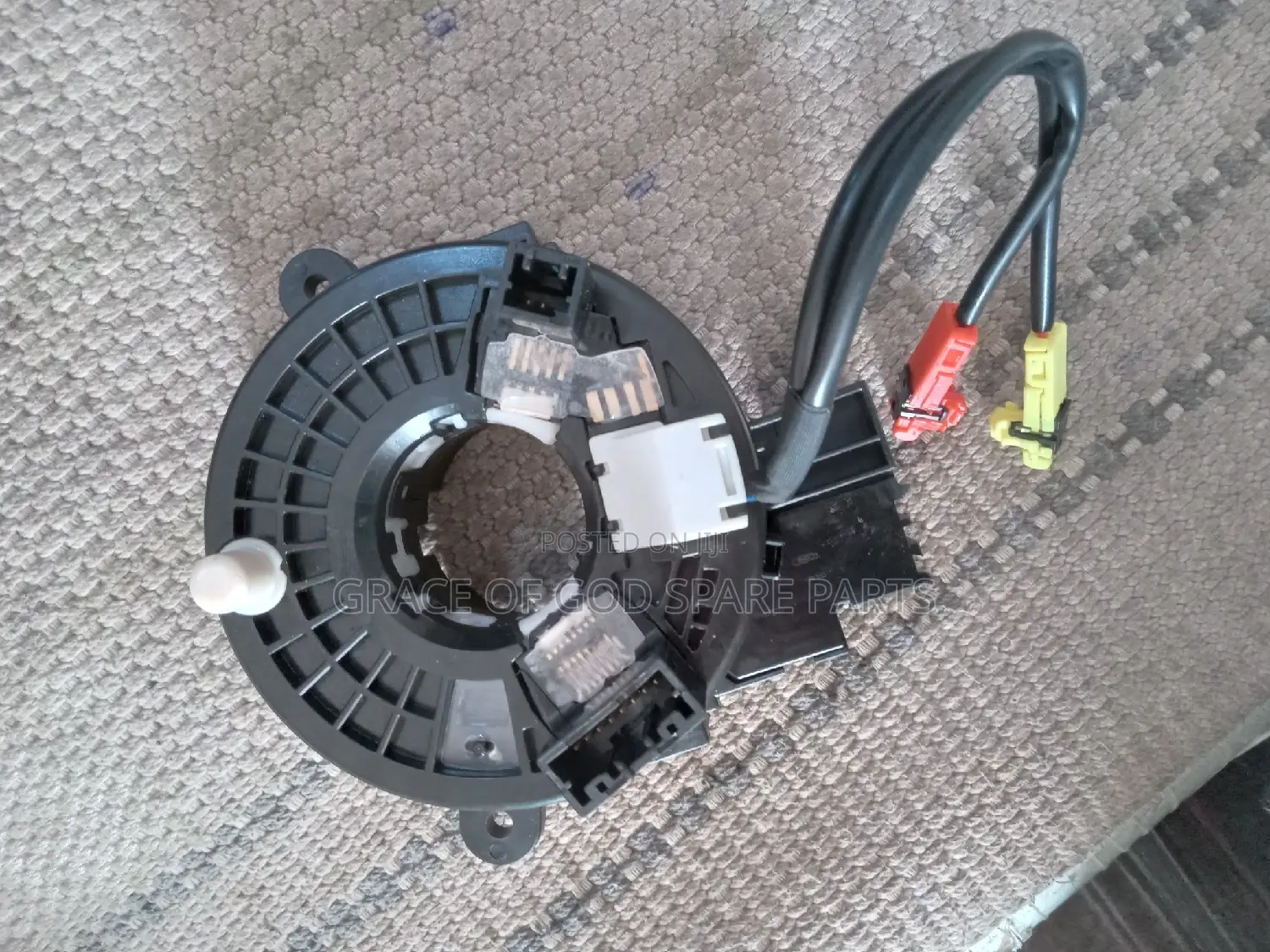Nissan Central 2012_2019 Horn Plate Original