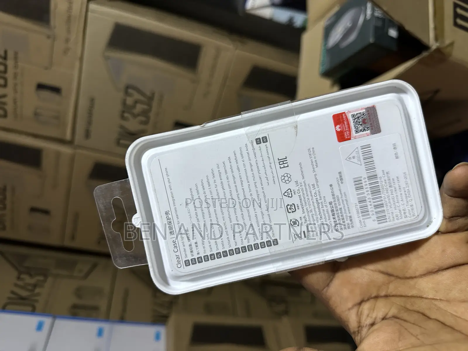 Original Huawei P-40 Transparent Cover Available