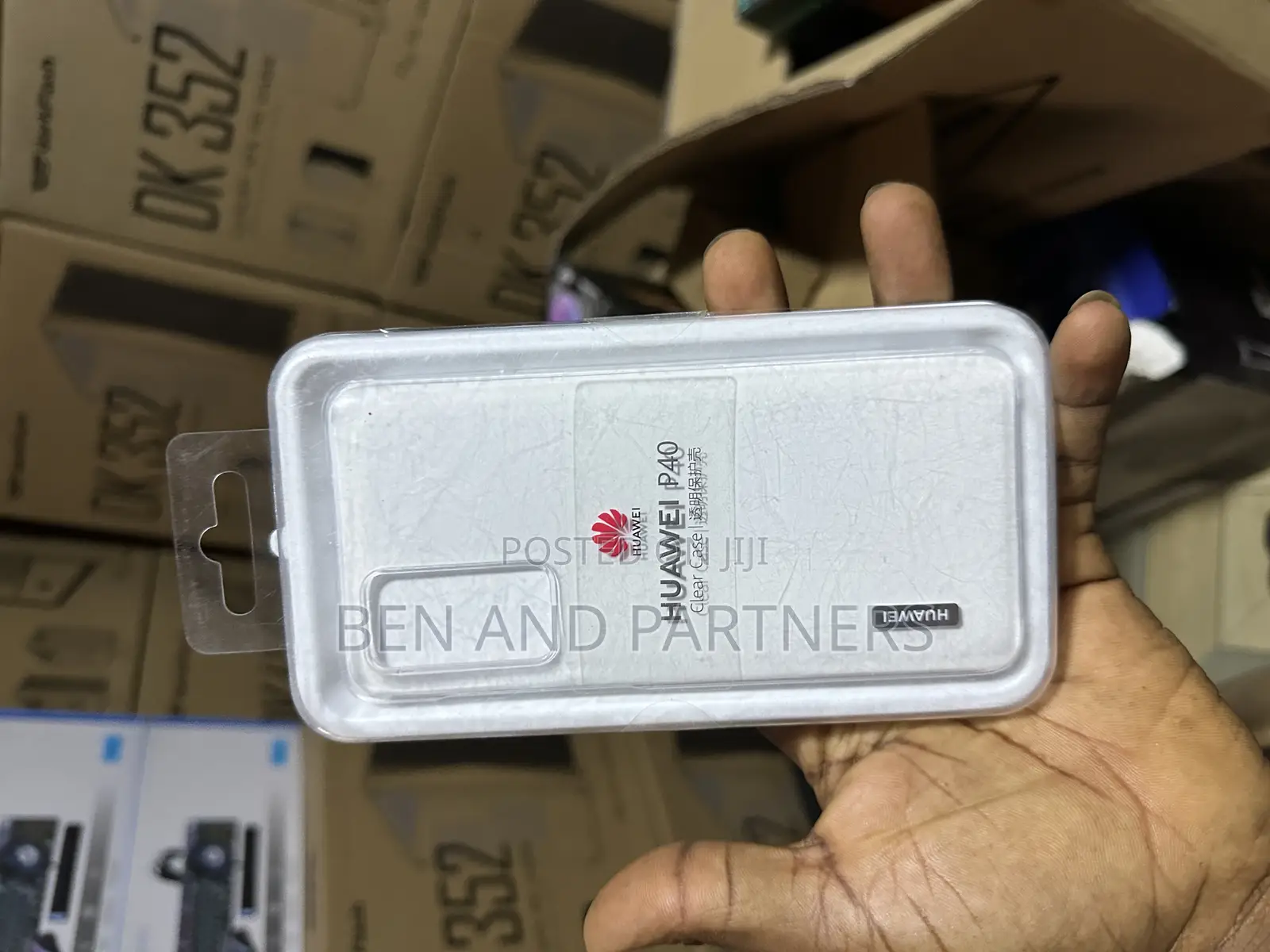 Original Huawei P-40 Transparent Cover Available
