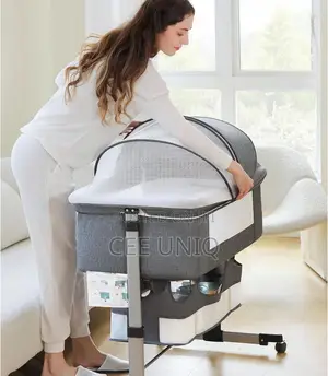 Bedside Bassinet or Co Sleeper