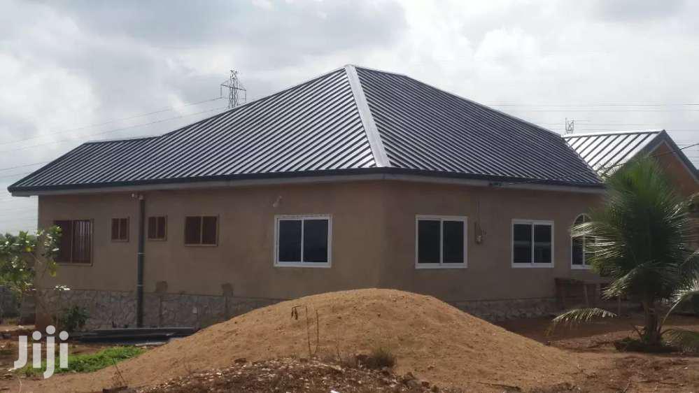 Building Construction and Roofing Services
