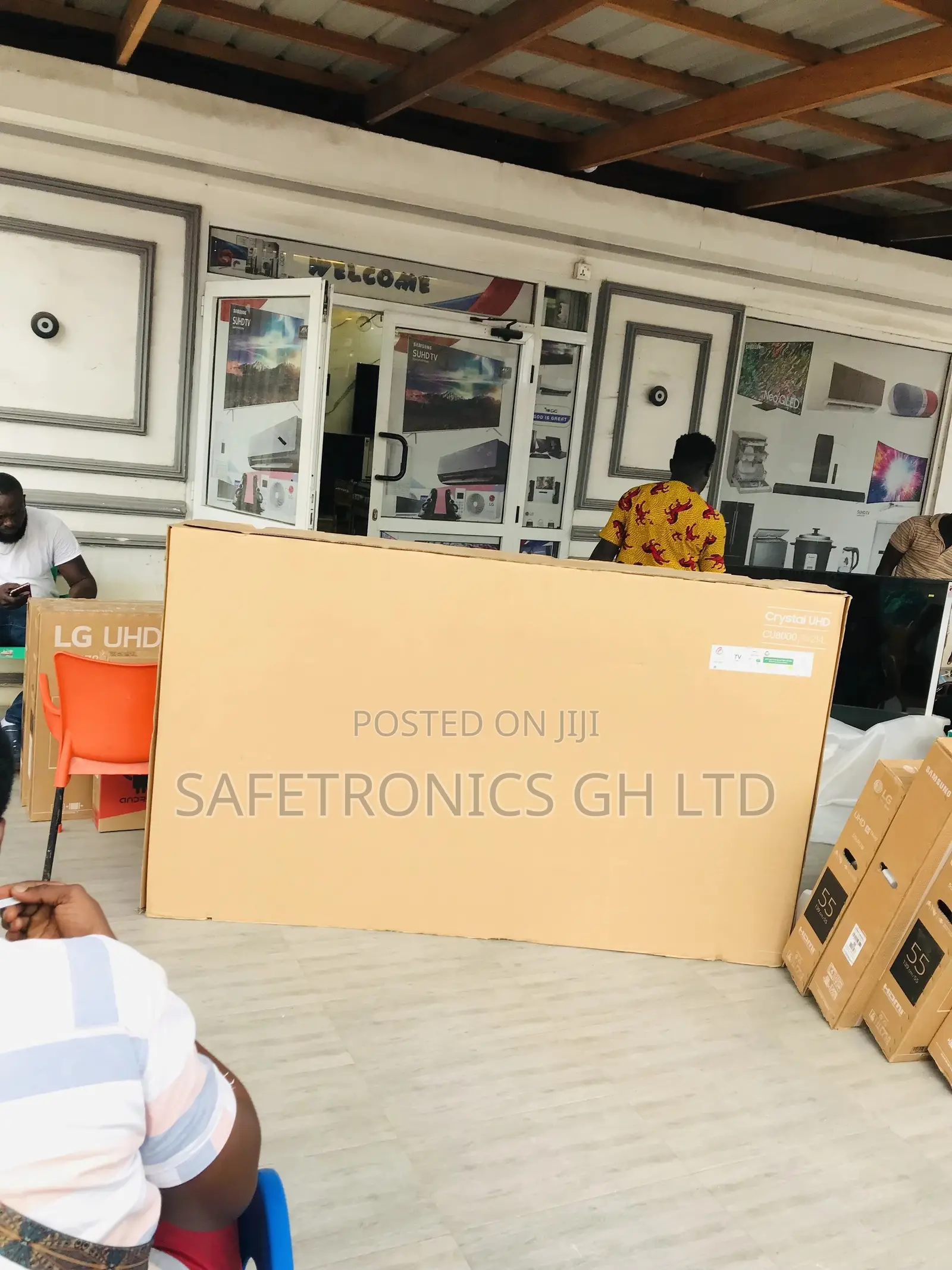 Cu80 75 Inches Black Glossy Led Electric Samsung Tv