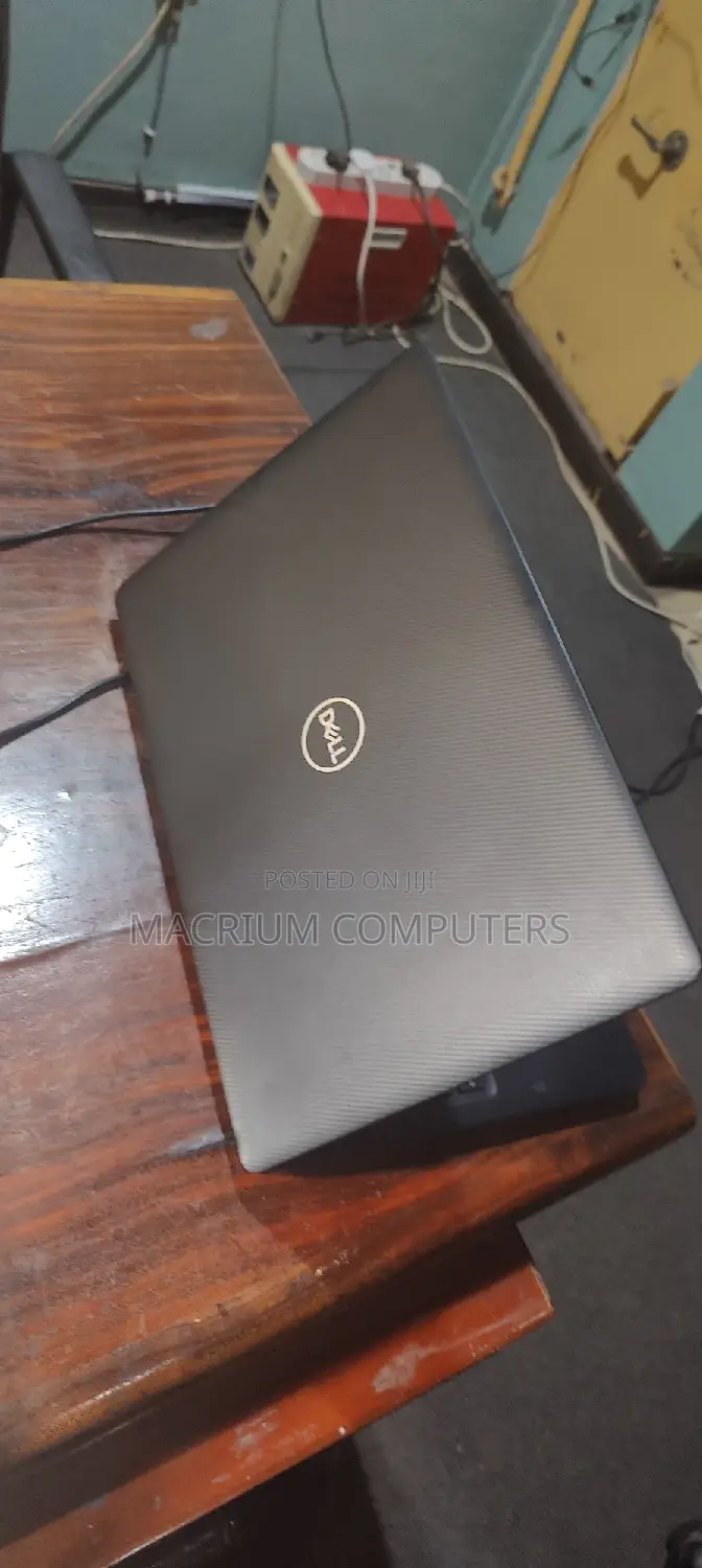 Laptop Dell Latitude 15 3580 8GB Intel Core I7 HDD 1T