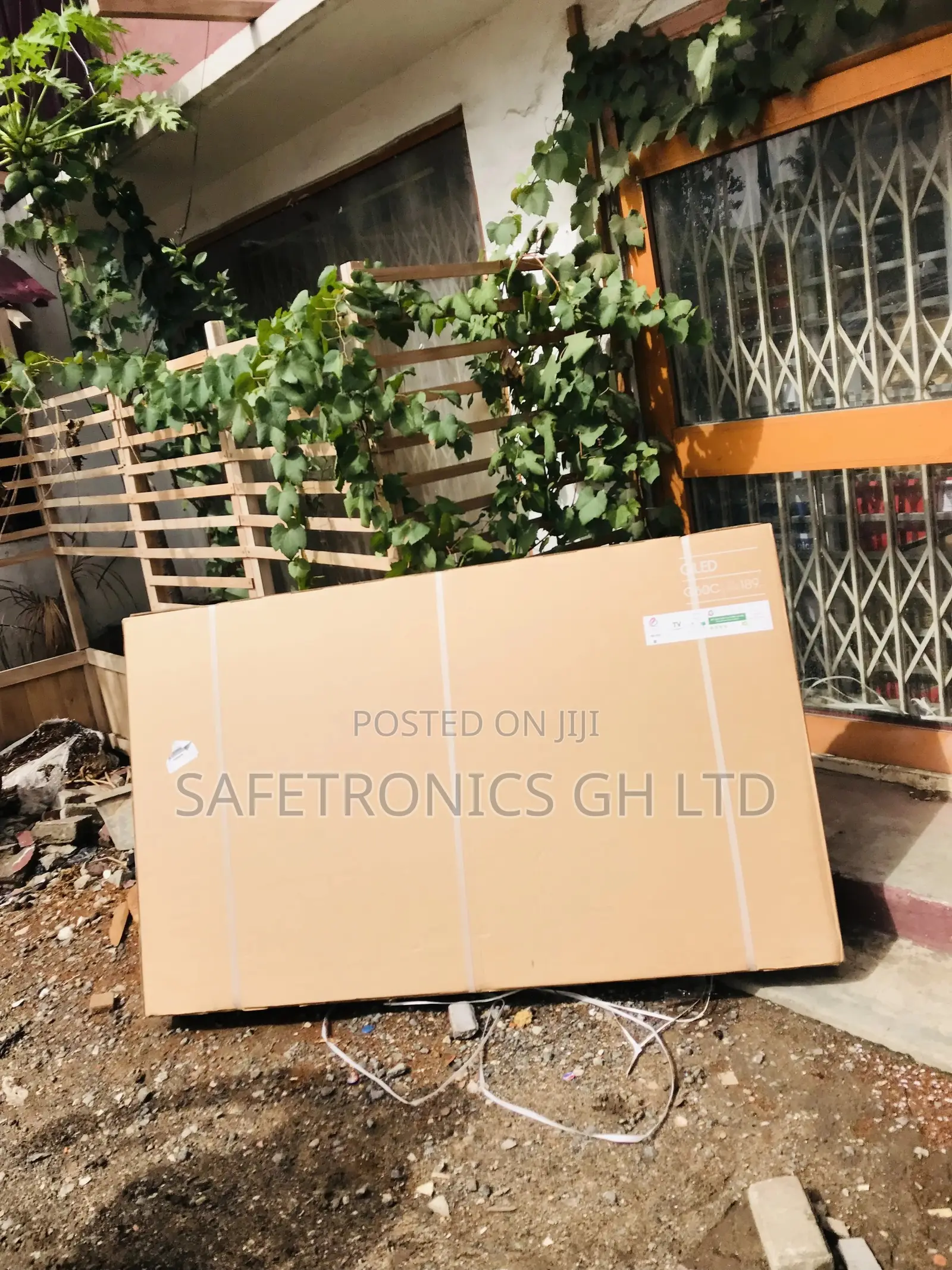 75 Inches Glossy Qled Samsung Black Electric Smart Q60C Tv