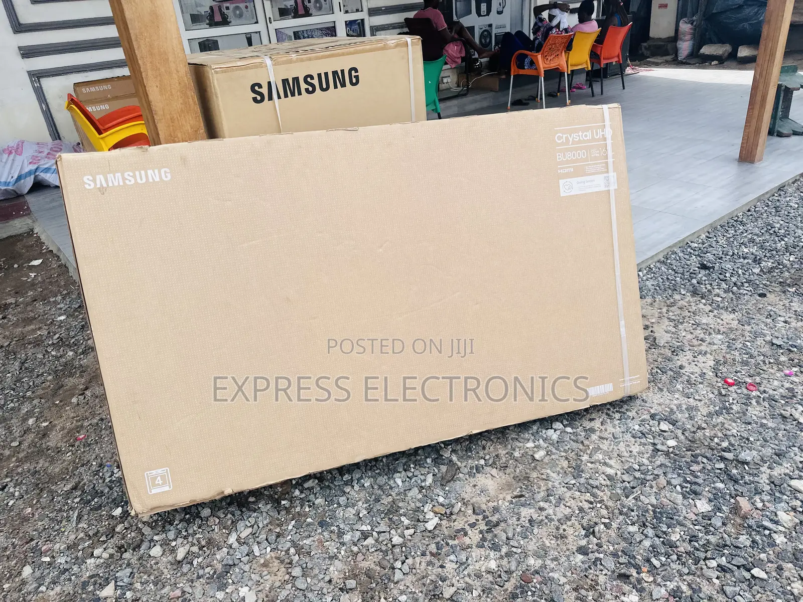 Mesmeric New Slim Black Samsung UHD Smart 65cu800