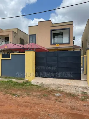 4bdrm House in Lakeside And East for sale