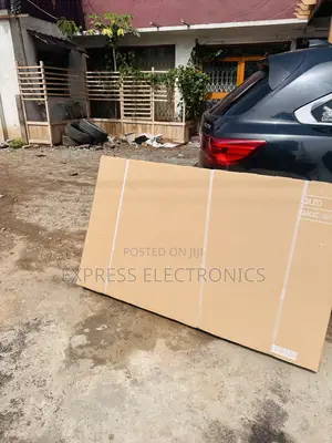 Samsung UHD QLED Smart 65”Q60C