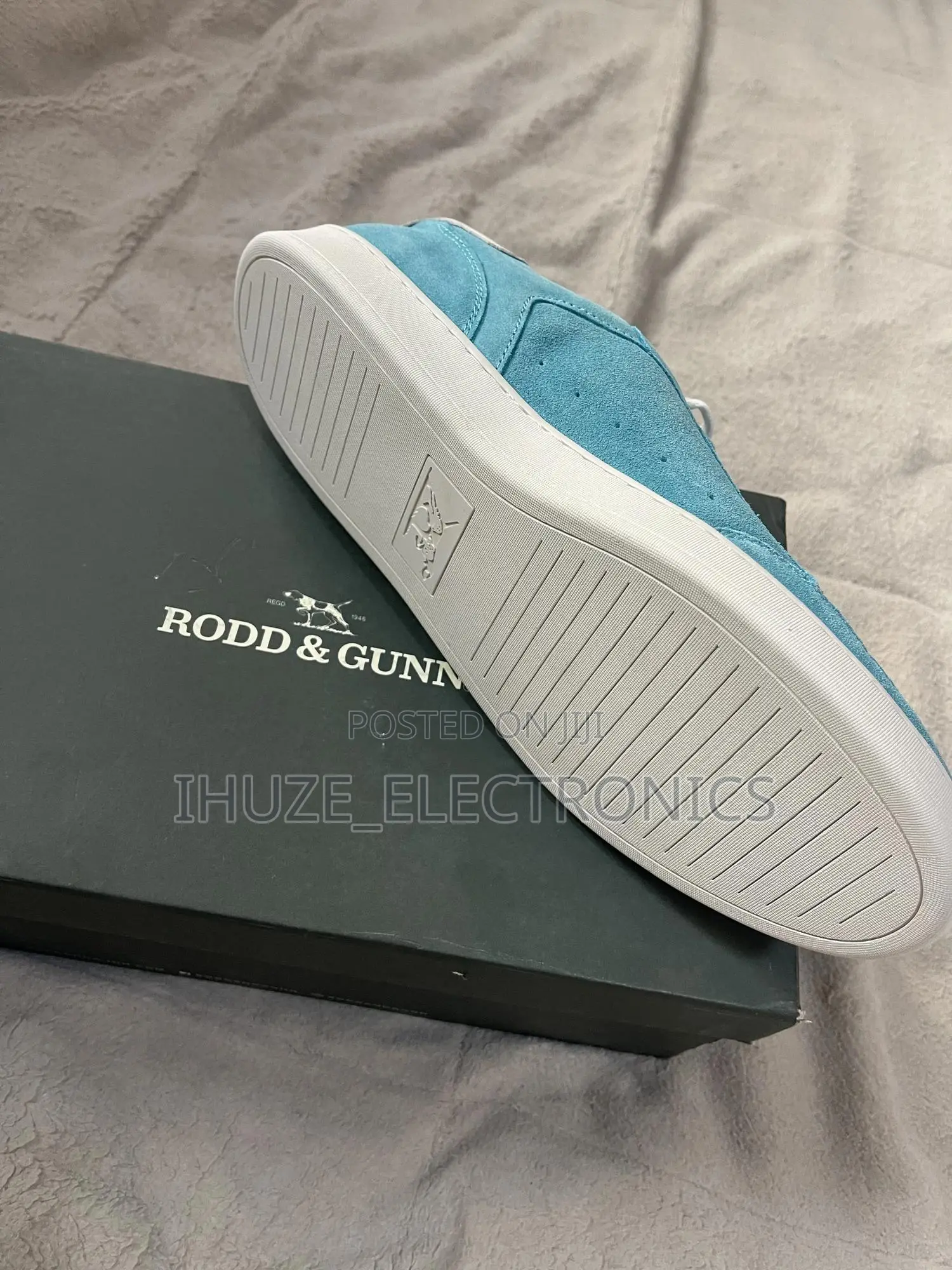 Rodd & Gunn Street Sneakers (Size 44)