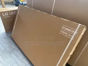 Ultra Modern Samsung Smart TV,Crystal UHD , CU8000,65 2023