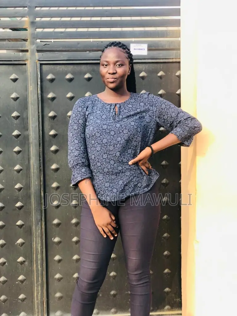 Sales Girl/Shop Attendant