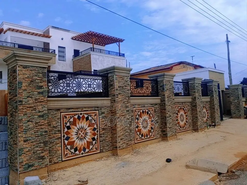 Parapet and Fence War Coping and Age War Designs