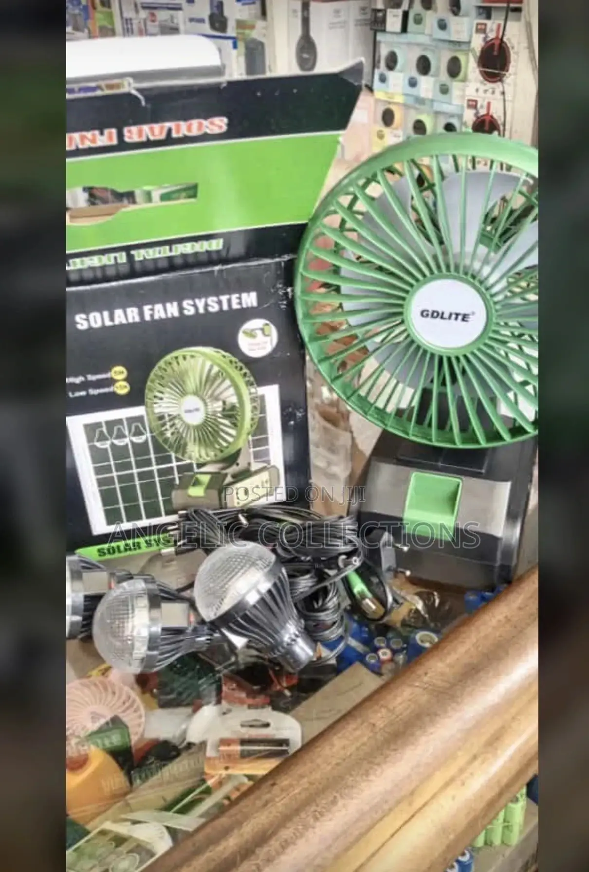 Portable Solar Fan With Light (3 Bulbs).