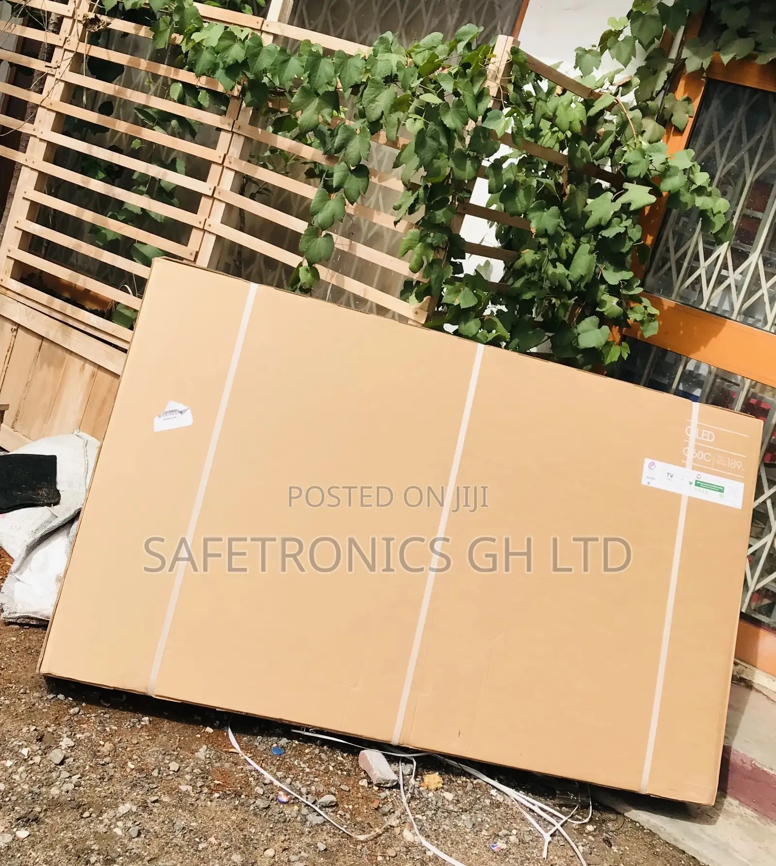 Smart Samsung Black Electric Glossy Q60C Qled Tv
