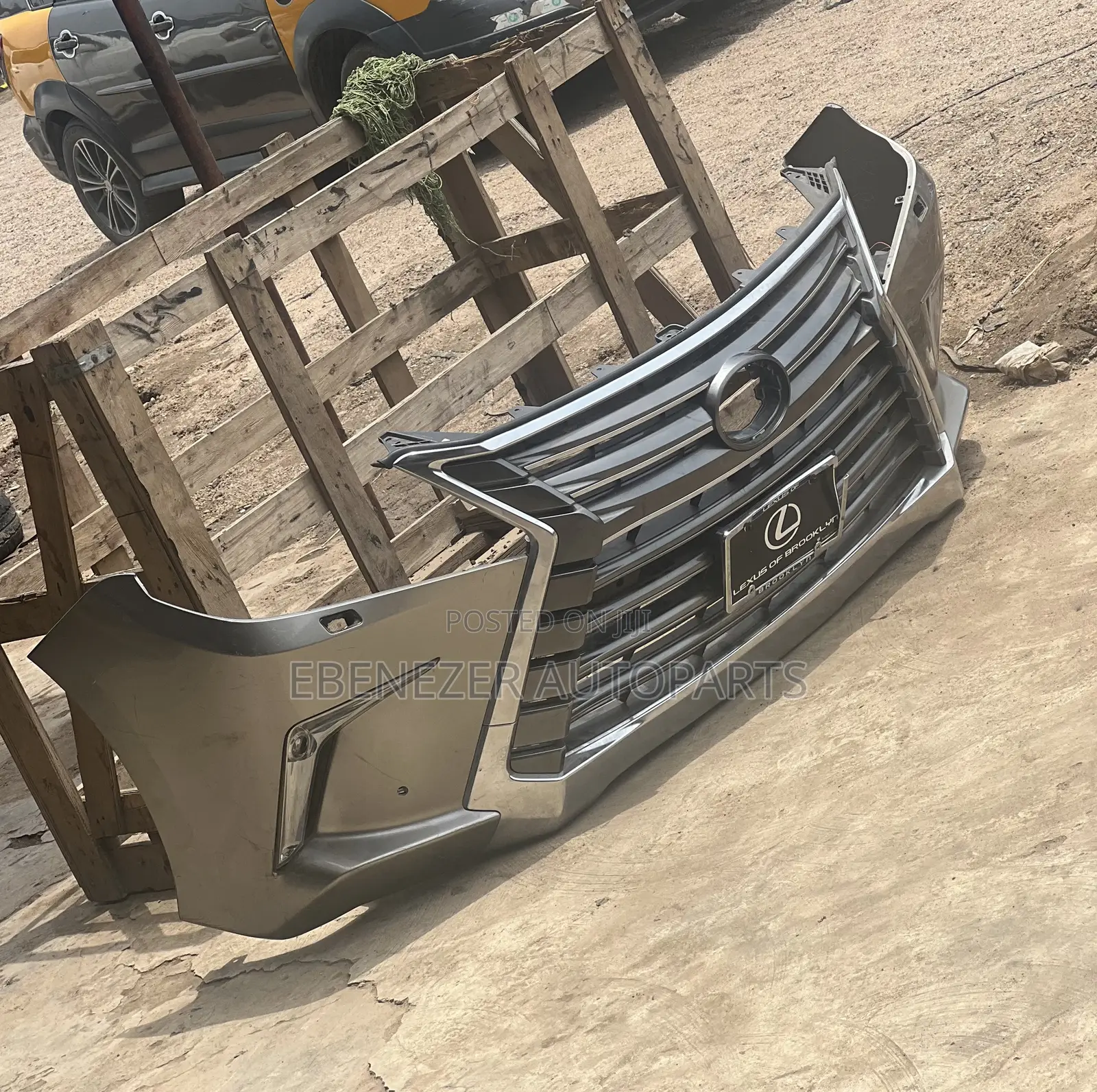 Lexus LX 570 Front Bumper Complete