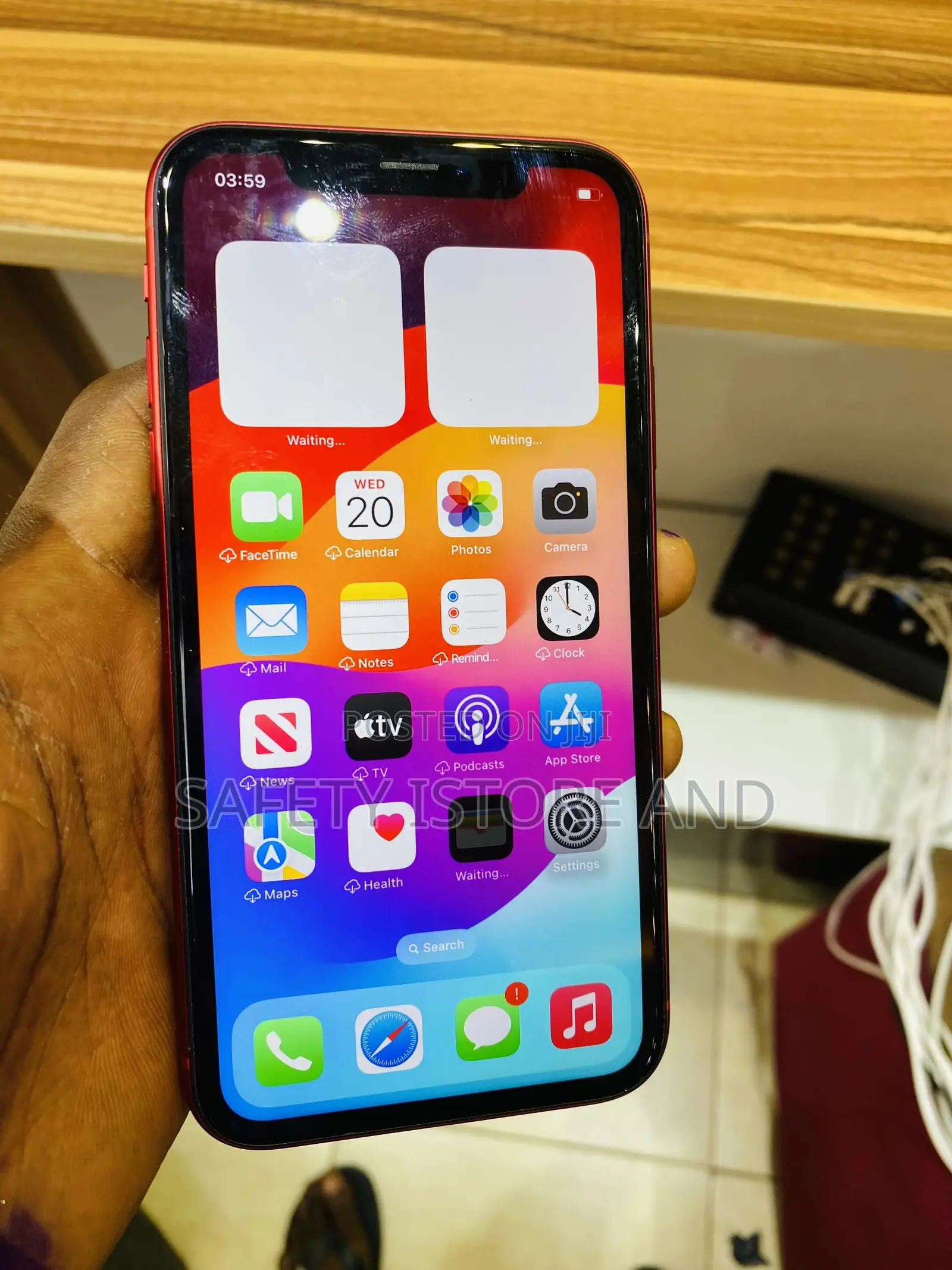 New Apple iPhone XR 128 GB Red