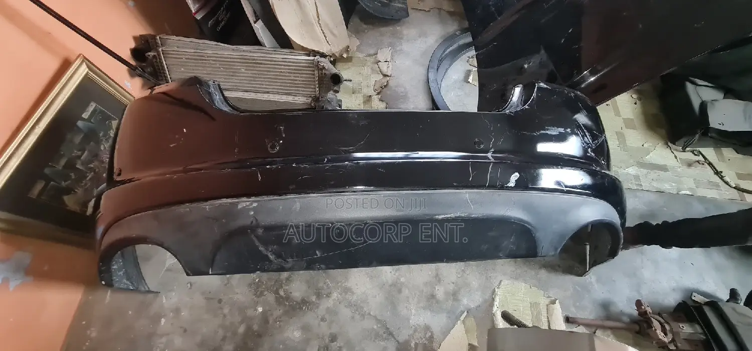 Jaguar XF (X250) Rear Bumper Cover