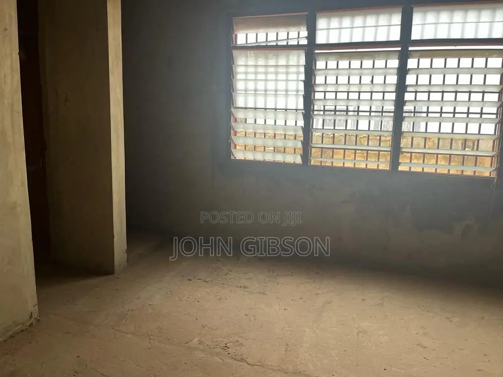 4bdrm House in Ashieye, Frafraha for sale
