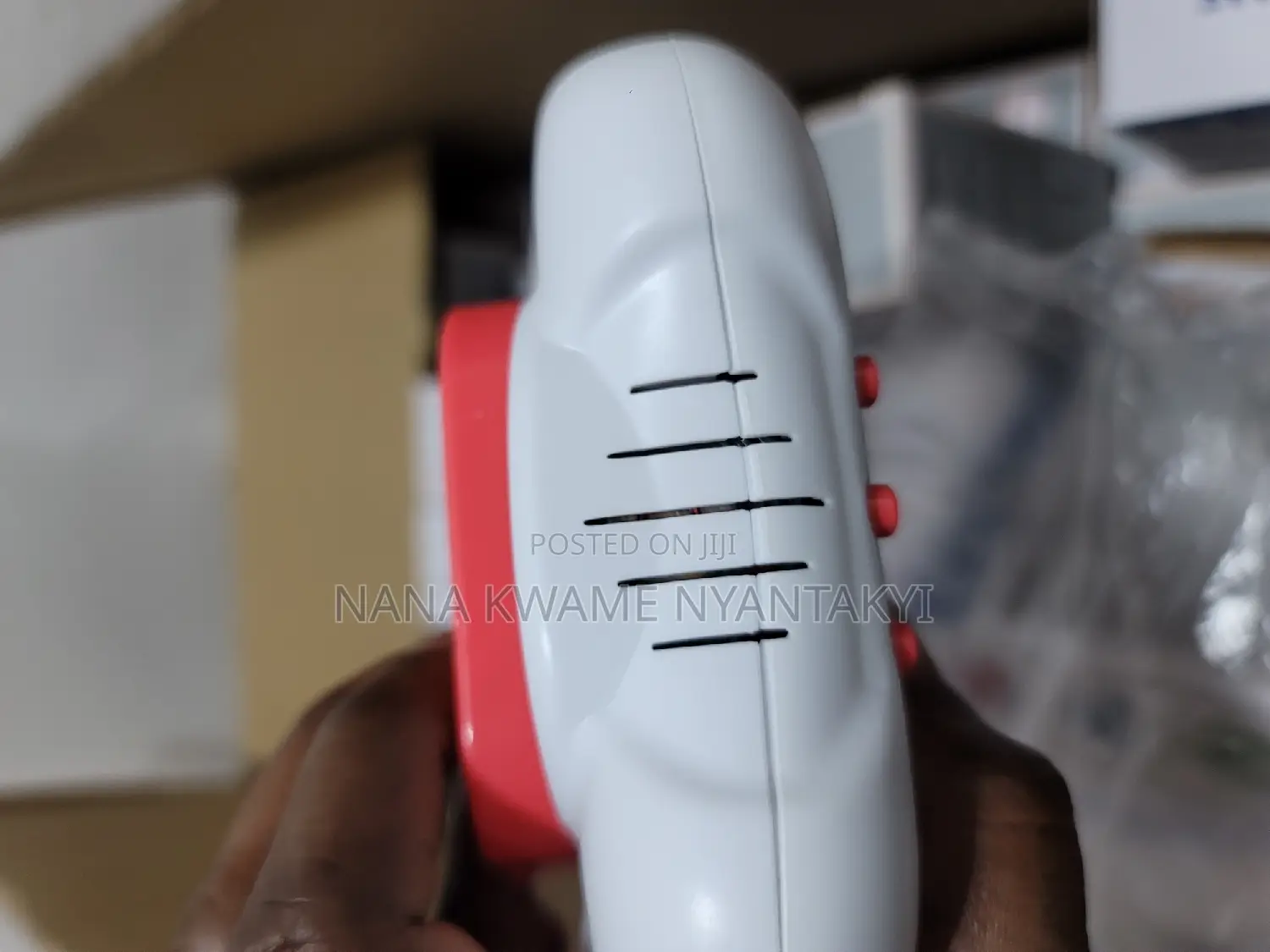 Keep Your Brilliant Kids Busy WTH the New Pop It | Red G-Pad