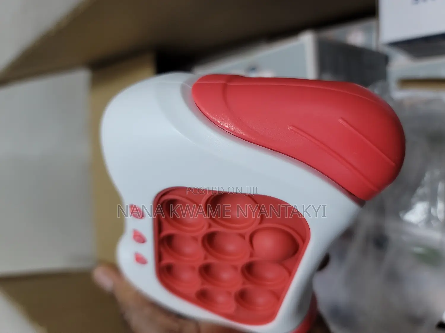 Keep Your Brilliant Kids Busy WTH the New Pop It | Red G-Pad