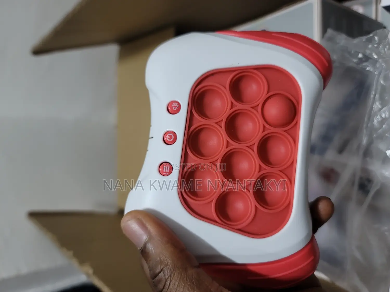 Keep Your Brilliant Kids Busy WTH the New Pop It | Red G-Pad