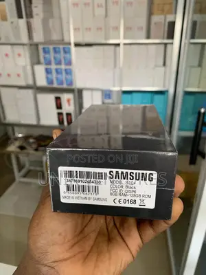 New Samsung Galaxy S10 Plus 128 GB Blue