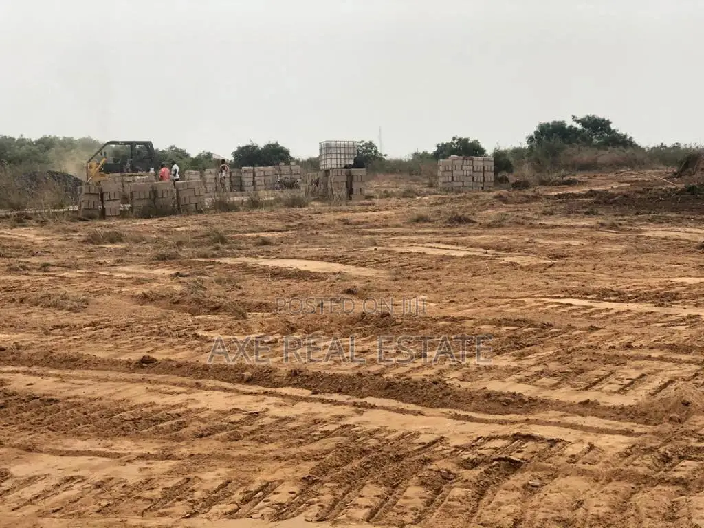 Half Plot Promo // Gated at Tsopoli New Airport City