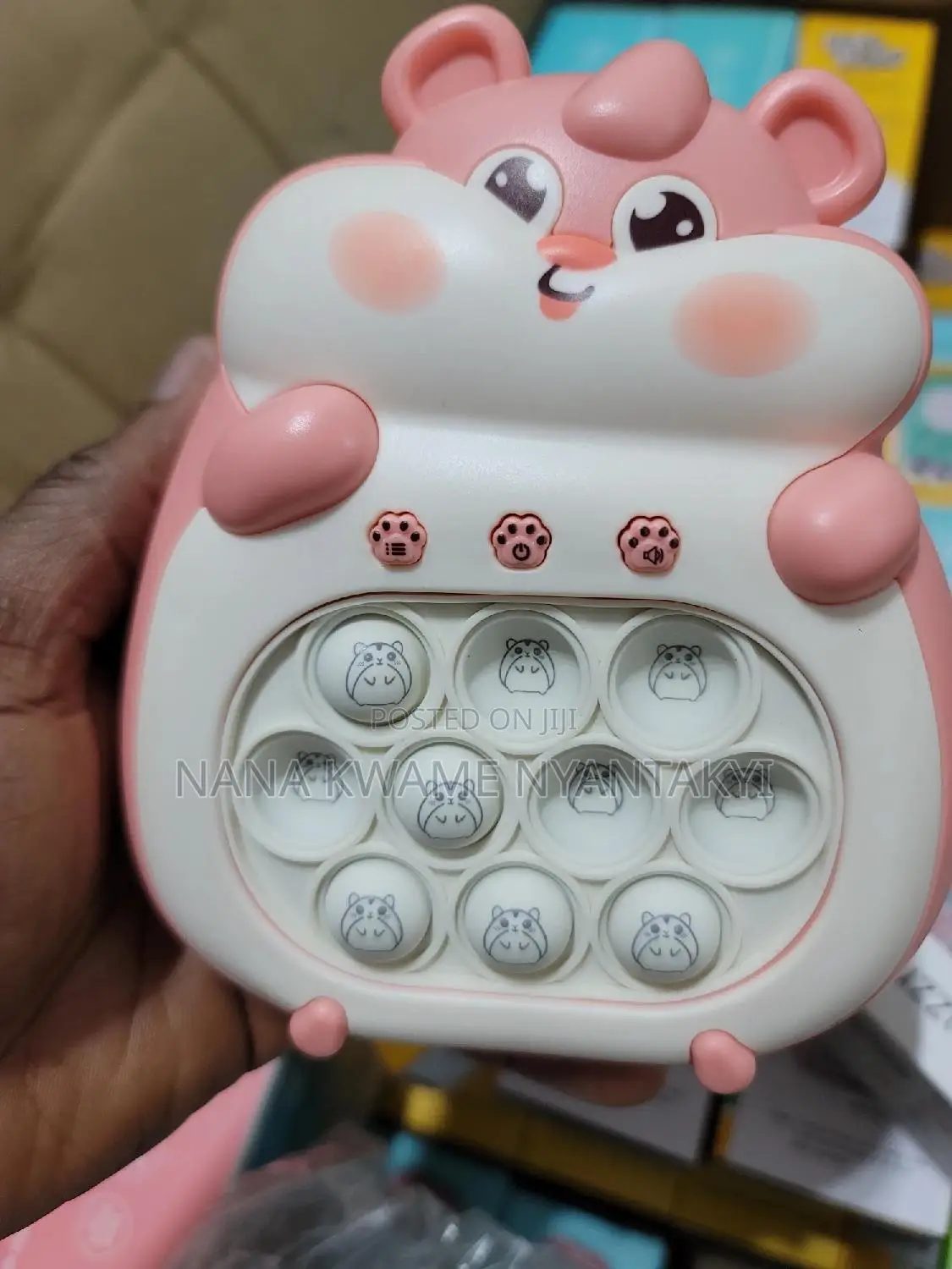 Keep Your Brilliant Kids Busy With the New Pop It | Pink