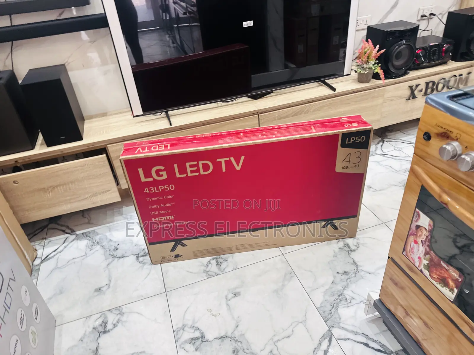 LG FHD Satellite Digital 43”Lp50!