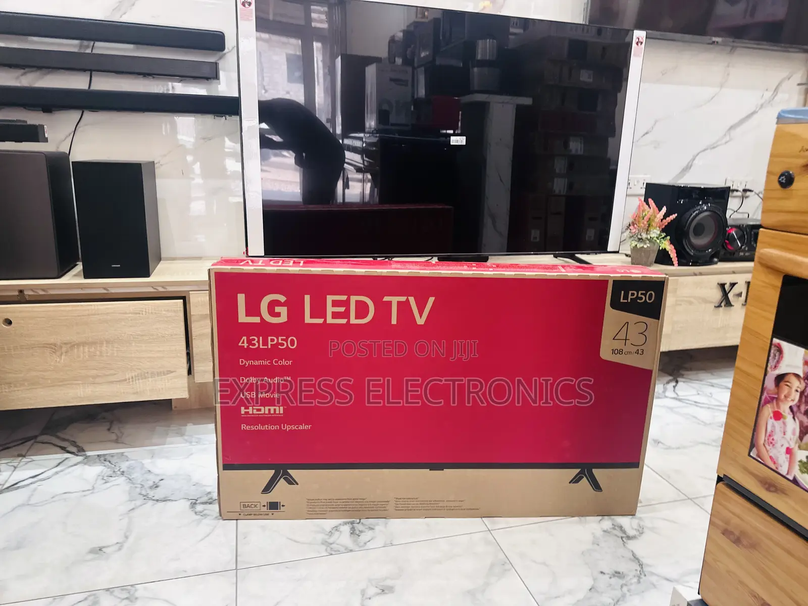 High Quality LG FHD Satellite  43”LP500