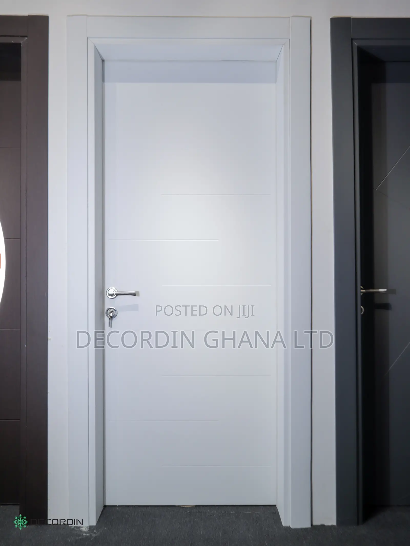 White Interior Door For Rooms And Washrooms