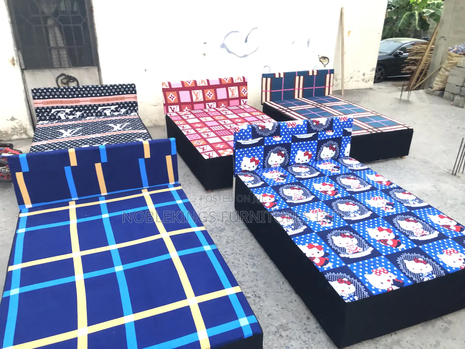 Double Bed With Mattress